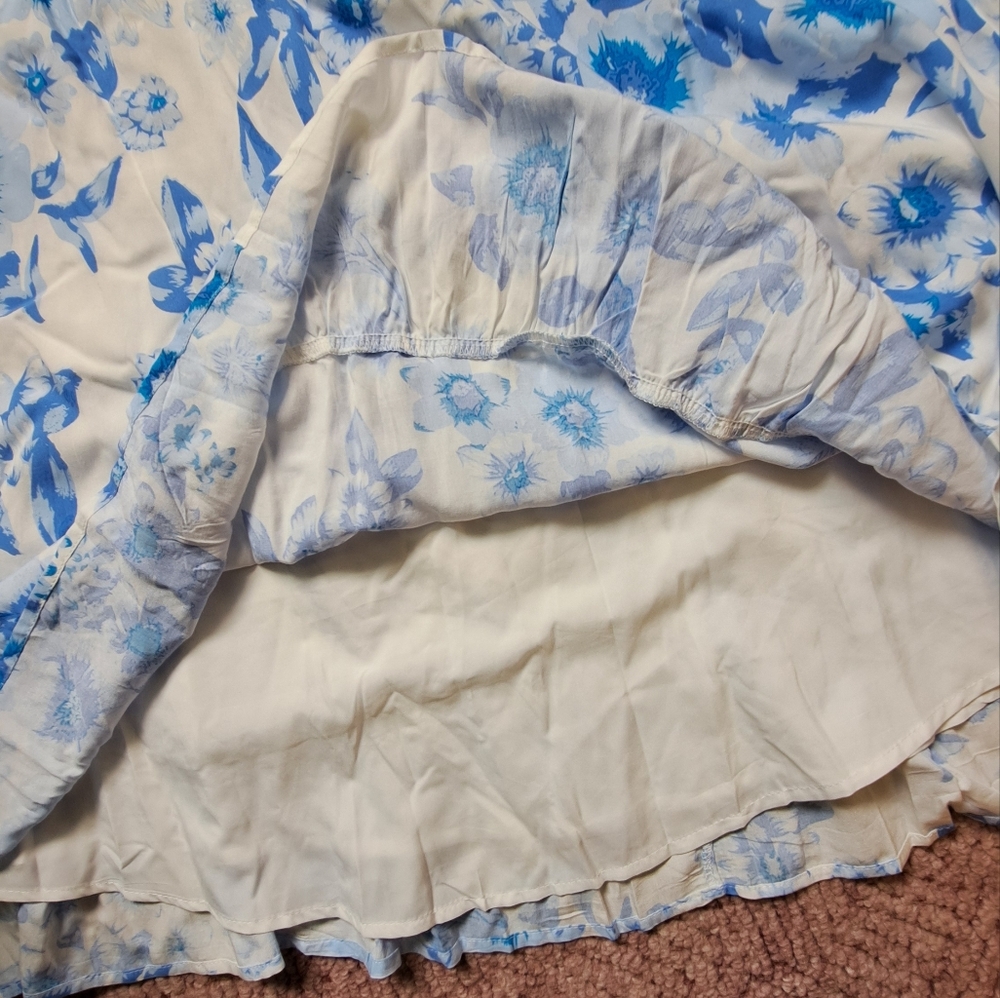 Summer Dress Floral Blue and White - Picture 7 of 7